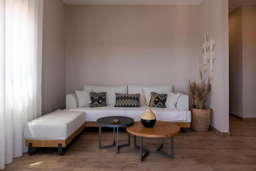 Koukounaraki Apartment 1 Moni Evaggelistrias エクステリア 写真